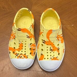 EUC Native Fox Print Toddler Shoes